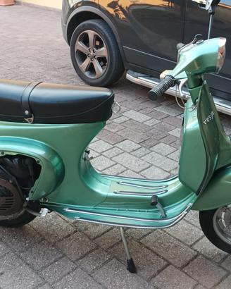 Vespa 50 special ET3 