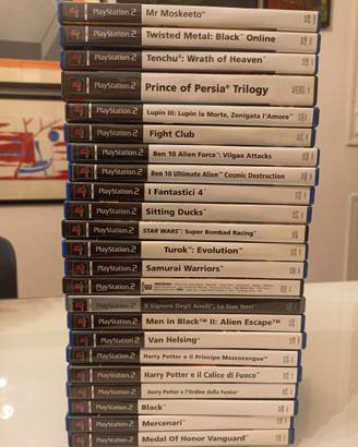 n.22 videogiochi ps2 + n.1 demo