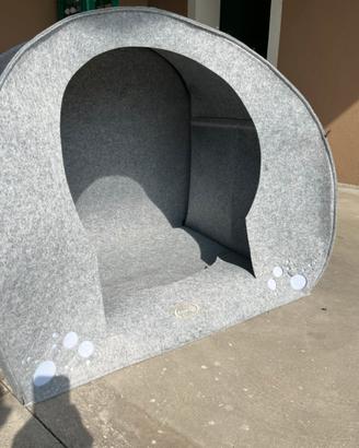 Cuccia per cani in feltro