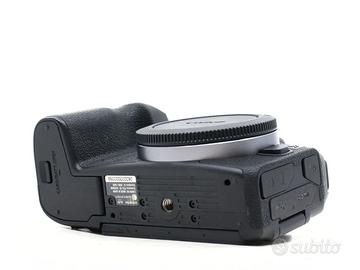 Canon Eos RP solo corpo