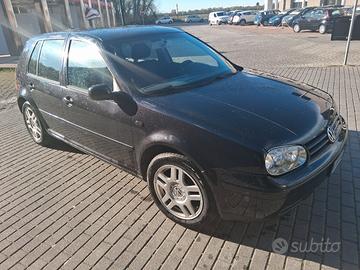 golf benzina/gpl 1.6 16 v del 2002 160000 km
