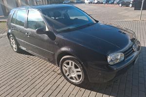 golf benzina/gpl 1.6 16 v del 2002 160000 km