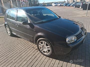 golf benzina/gpl 1.6 16 v del 2002 160000 km