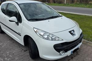 Peugeot 207 1.4 GPL valido 2029 motore revisionato