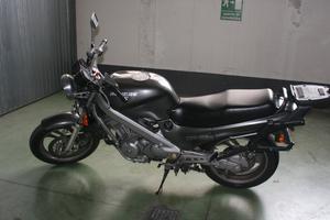 Honda NTV 650 - 1991