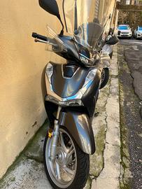 SCOOTER HONDA SH 150