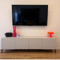 Mobile tv pari al nuovo