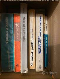 Vari libri liceo scientifico