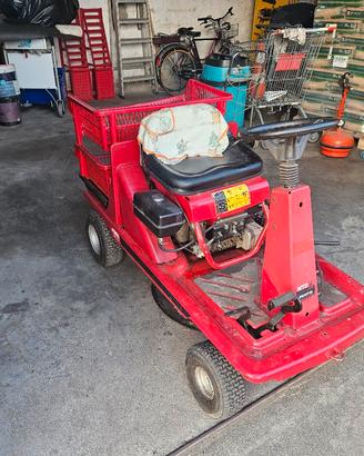 Trattorino tagliaerba MTD 8.5cv
