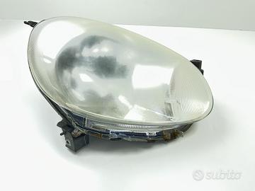 FARO ANTERIORE DESTRO NISSAN Micra 7° Serie 26015