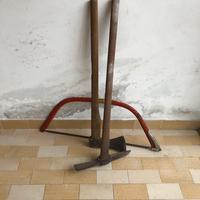 Piccone e ascia vintage, sega gia venduta