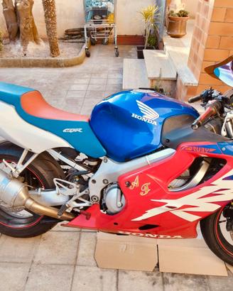 Honda CBR