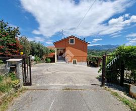 VILLA SINGOLA A SANT'AGATA DE' GOTI