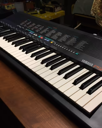 YAMAHA PSR-18 tastiera 61 tasti