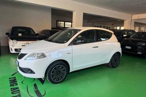 Lancia Ypsilon 1.0 Ecochic Gold