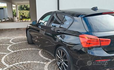 BMW  118