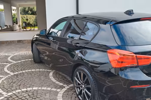 BMW  118