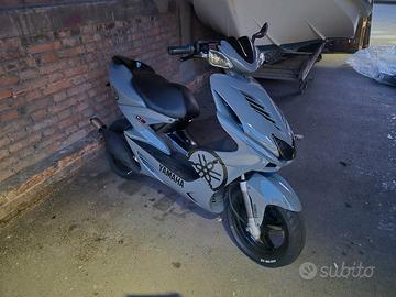 Yamaha aerox