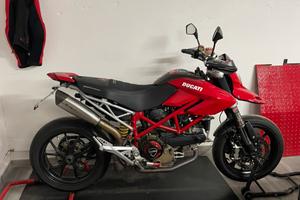 Ducati Hypermotard 1100