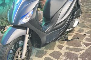 Piaggio Madley 150