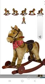 Cavallo dondolo e con ruote
