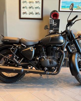 Royal Enfield Classic 350 Stealth Black