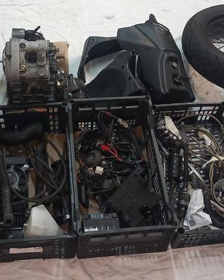 Pezzi di ricambio moto malaguti xsm 125 del 2019
