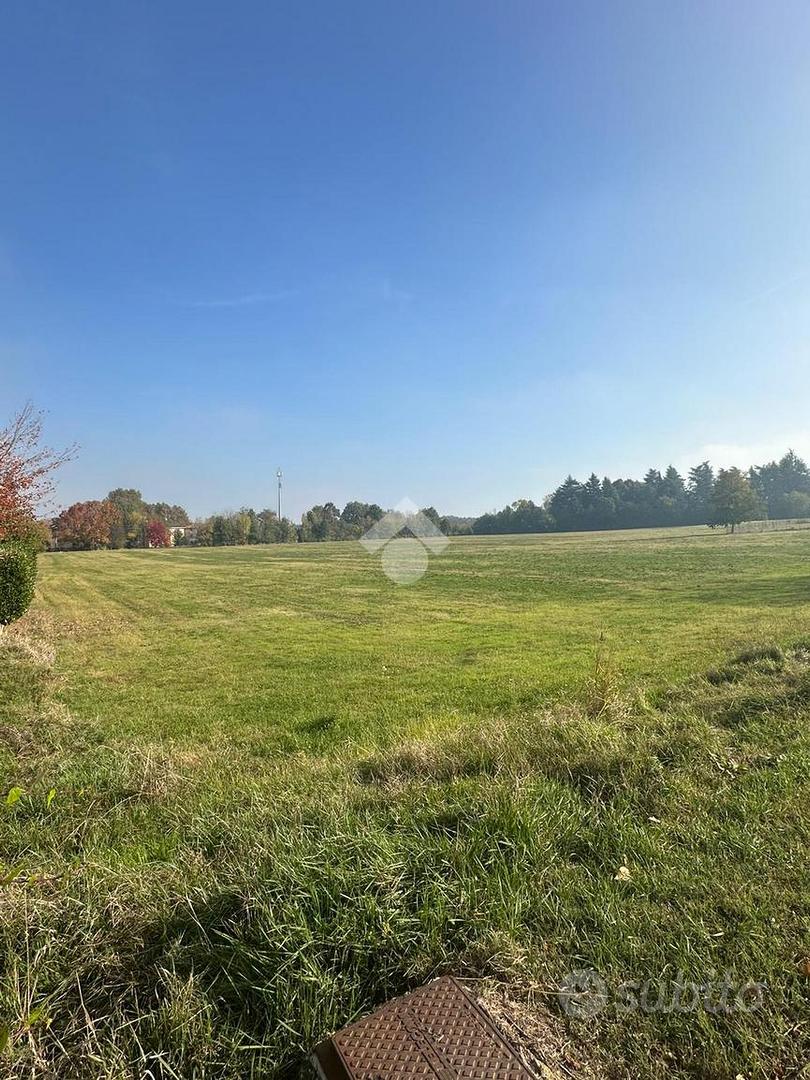 TER. RESIDENZIALE A REGGIO NELL'EMILIA - Vista 4