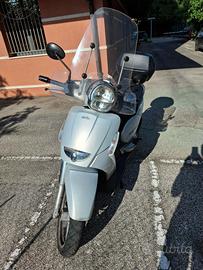 scarabeo 250i