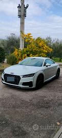 AUDI TT MK3 40 TFSI S TRONIC S LINE