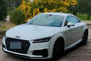 AUDI TT MK3 40 TFSI S TRONIC S LINE
