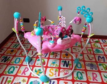 Giochi bambina: salta salta, triciclo, cavallo