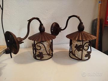 coppia di vecchie applique restaurate