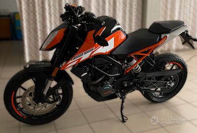 KTM Duke 125 ABS
