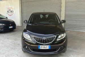Lancia Ypsilon 1.0 FireFly 5 porte S&S Hybrid Ecoc