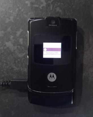 Telefono Motorola razr V3