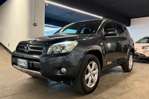 Toyota RAV 4 Crossover 2.0 Sol 4x4