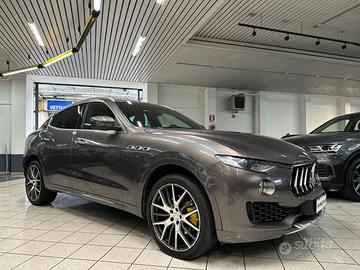 MASERATI Levante V6 Diesel 275 CV AWD - Tetto -