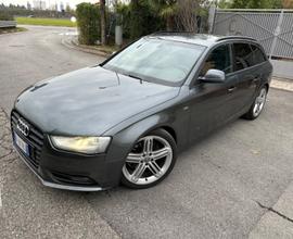 AUDI A4 4ª serie - 2012 S line 5B