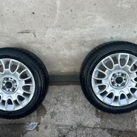 Gomme da neve con cerchi