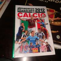 Almanacco calcio illustrato 2012 + cd musica milan