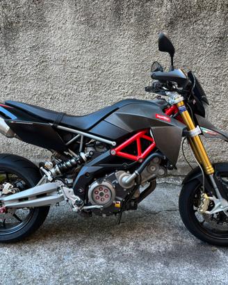 Aprilia Dorsoduro 750 factory A2