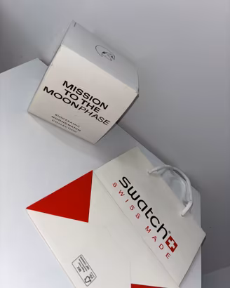 Swatch Moonswatch Mission to the Moonphase Snoopy