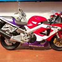 Honda Cbr 929 1:6