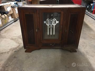 Mobile con vetrina in mogano 