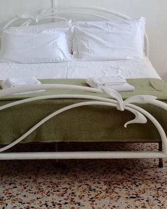 Letto  metallo 170 x 204  h 23 - 73 - 110  cm.jpeg