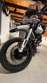 Moto Guzzi v 85tt impeccabile