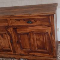 Mobile Maisons du Monde in legno massello di acaci