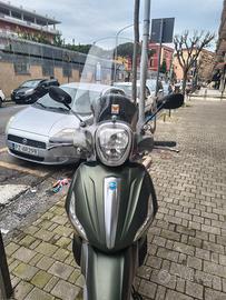 Piaggio Beverly 350