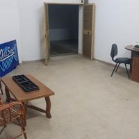 Deposito 220mq con area ufficio - zona Ognina